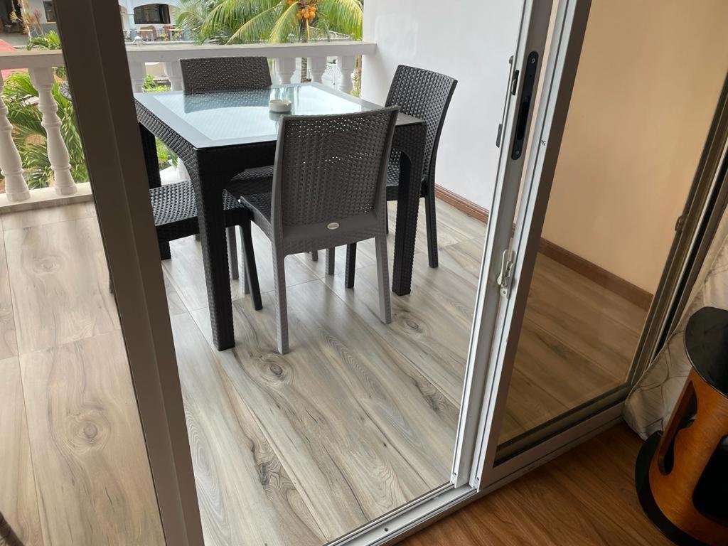 Mokara Holiday Apartment Anse Royale Dış mekan fotoğraf